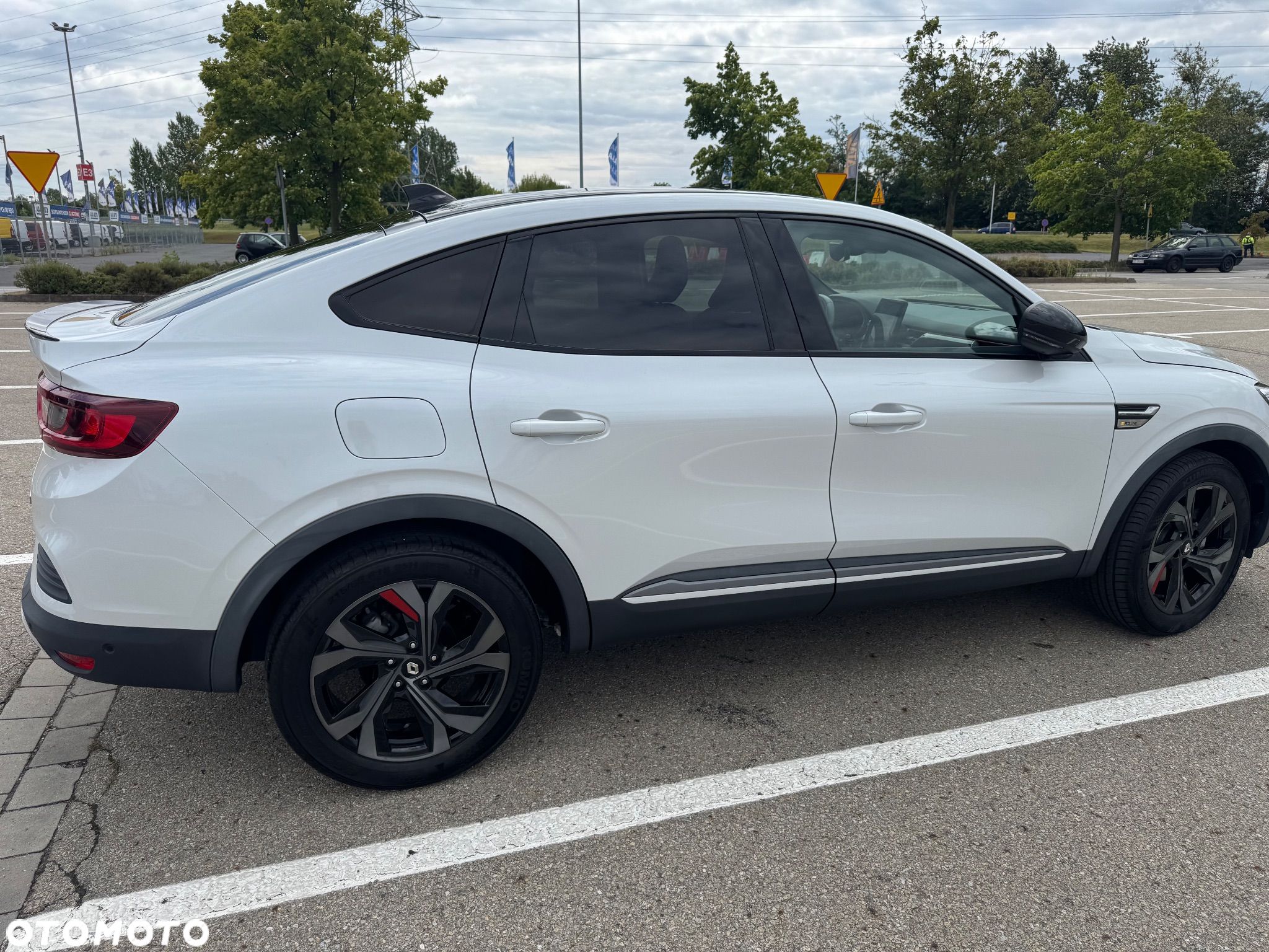 Renault Arkana 1.6 E-TECH R.S Line MMT - 1