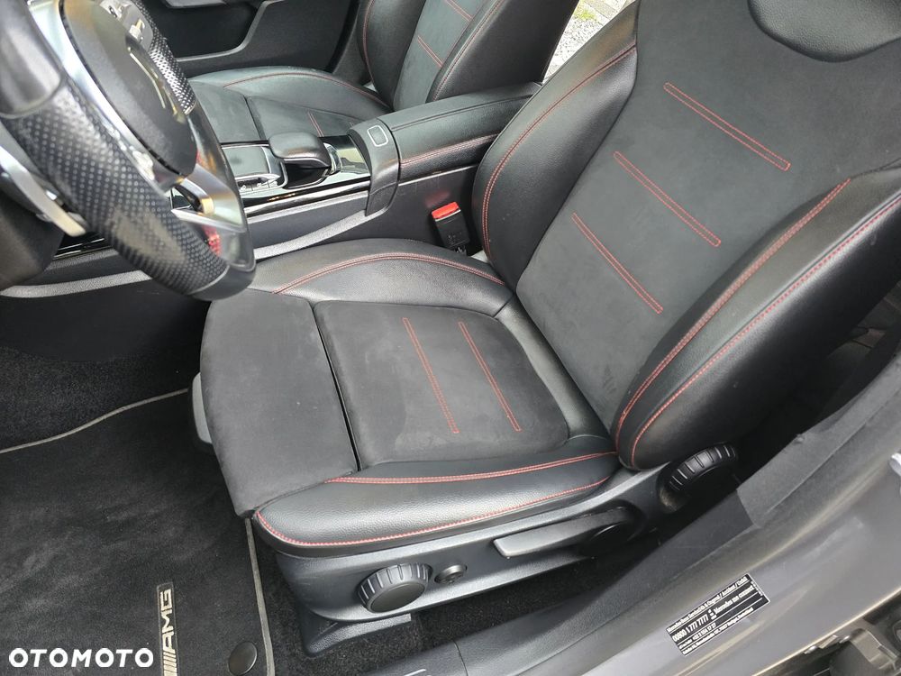 Mercedes-Benz CLA 220 7G-DCT AMG Line - 23