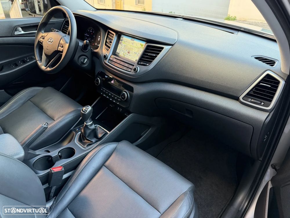 Hyundai Tucson 1.7 CRDi Executive - 20