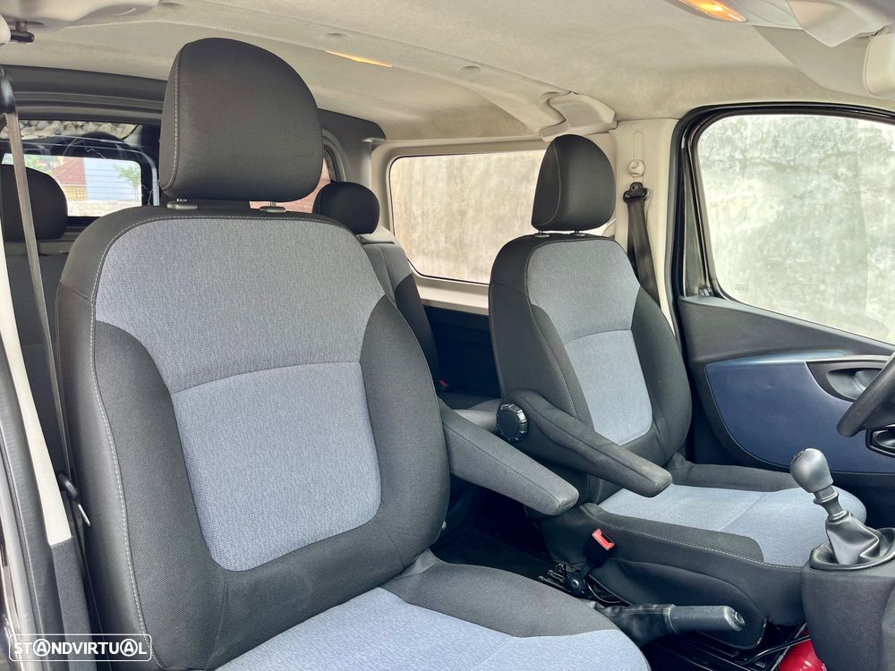 Opel Vivaro 1.6 CDTI BITURBO Cabine dupla 5 lugares versão longa - 30