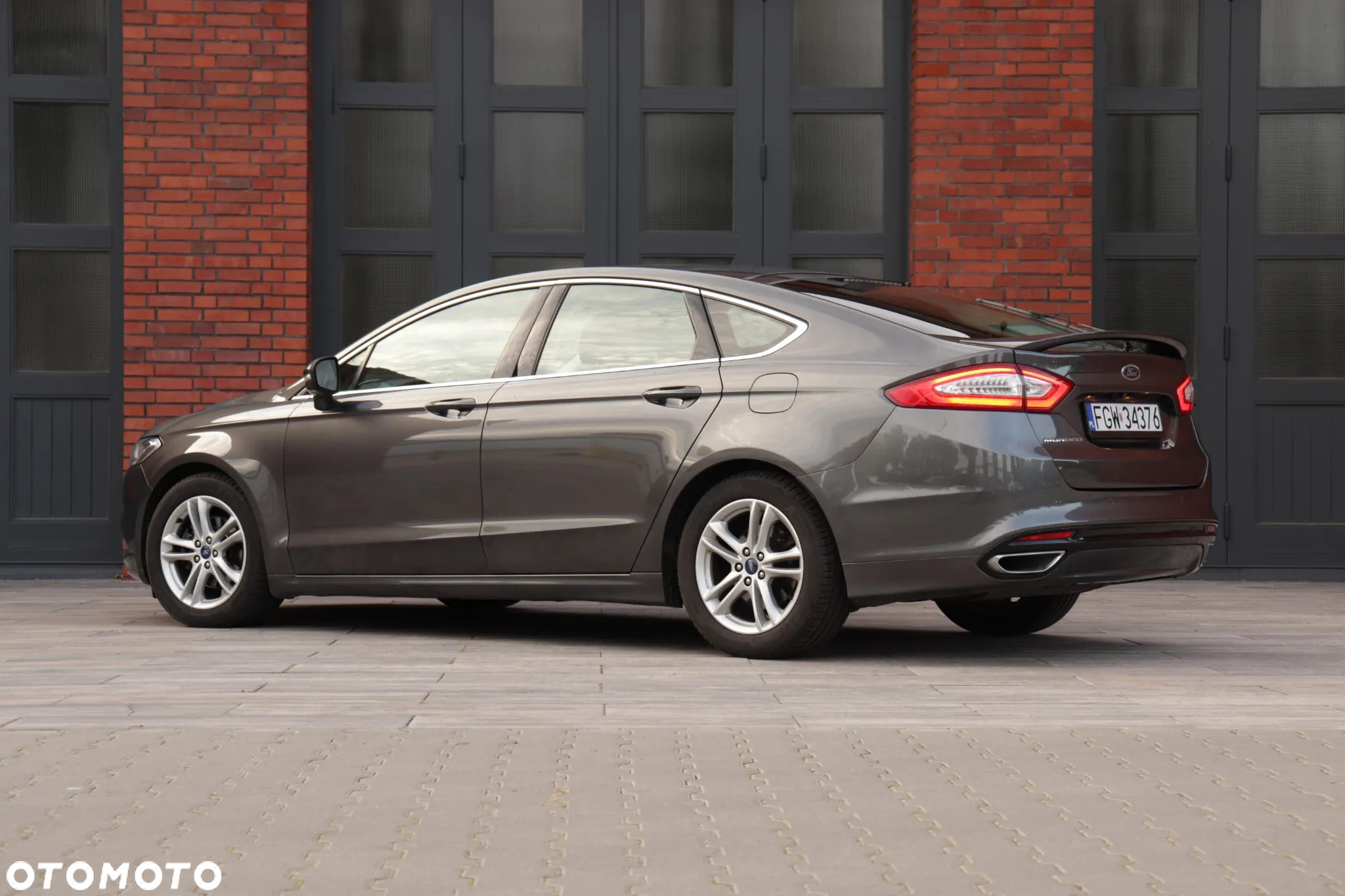 Ford Mondeo 2.0 TDCi Titanium - 16