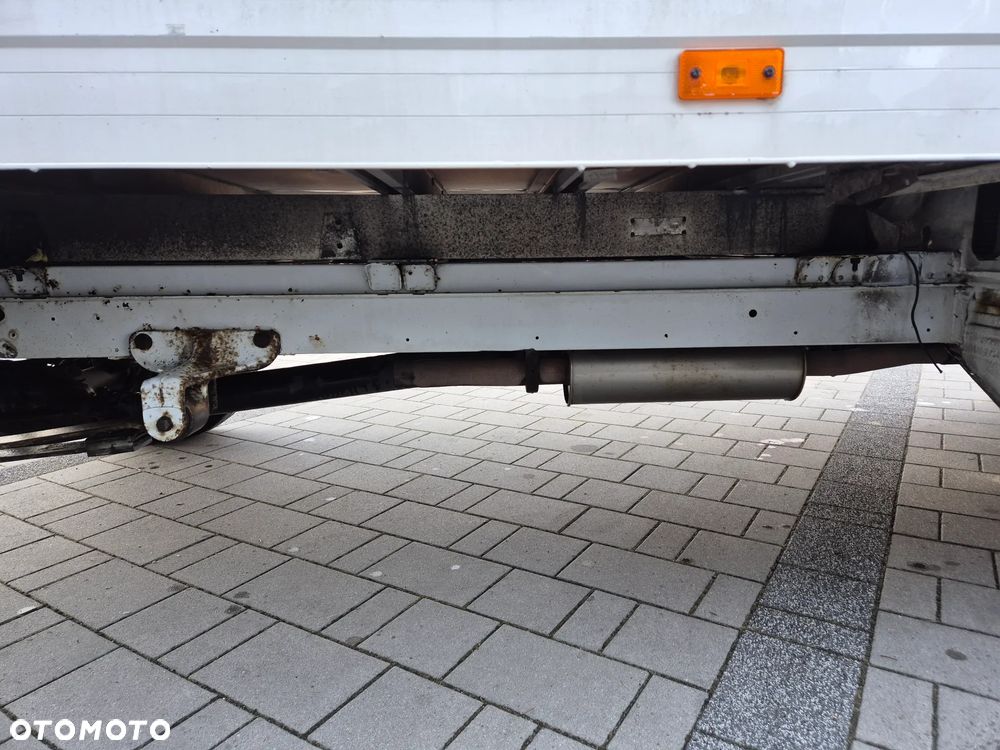Mercedes-Benz SPRINTER - 10