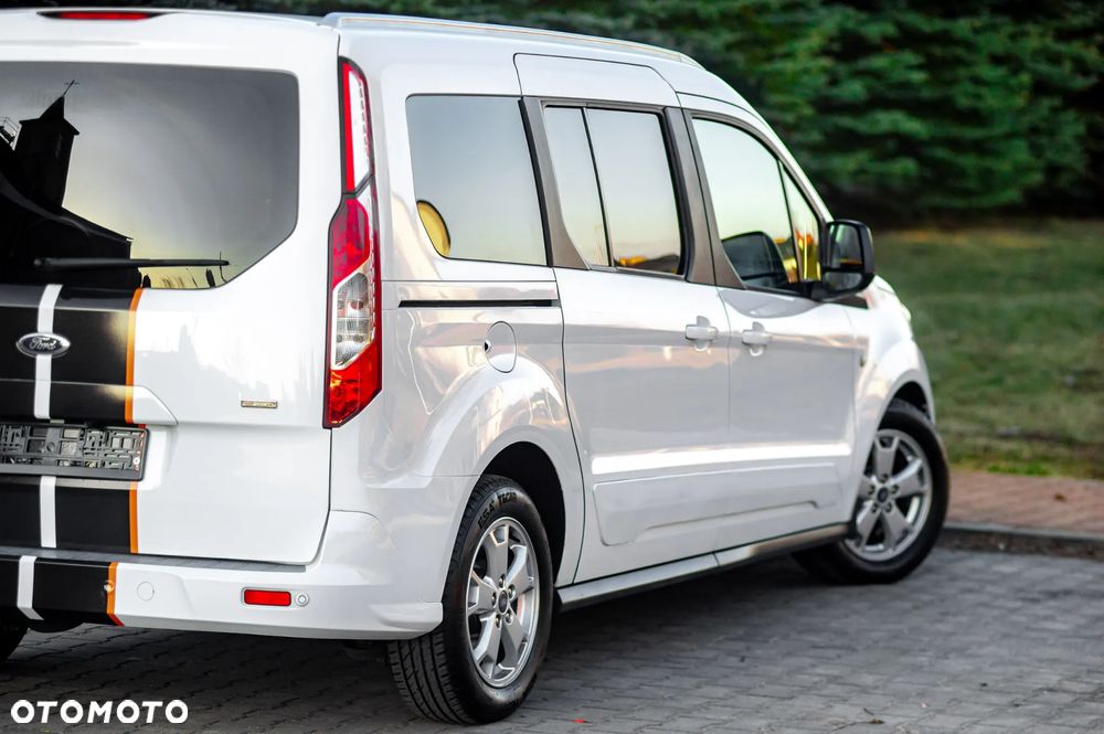 Ford Tourneo Connect - 10