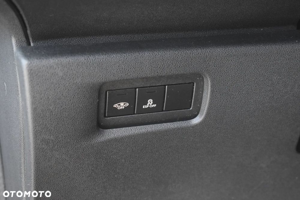 Citroën DS3 1.6 THP SportChic - 25