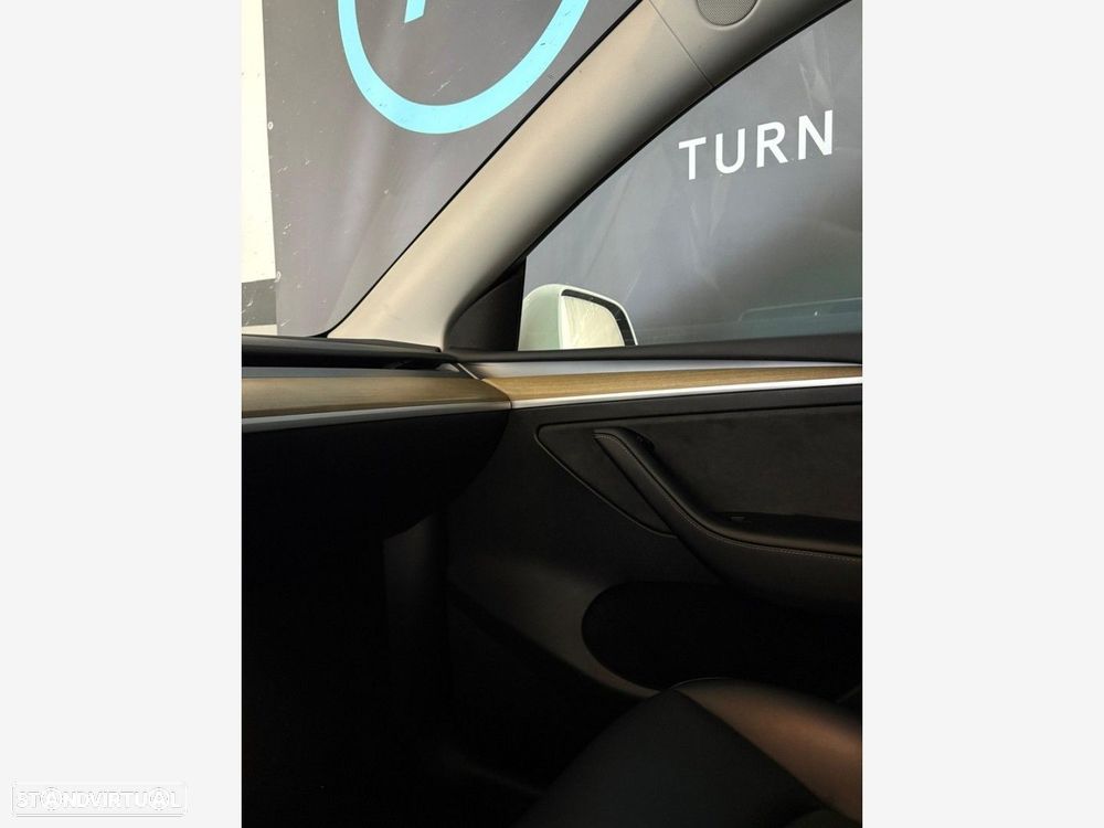Tesla Model Y Tração Traseira - 12