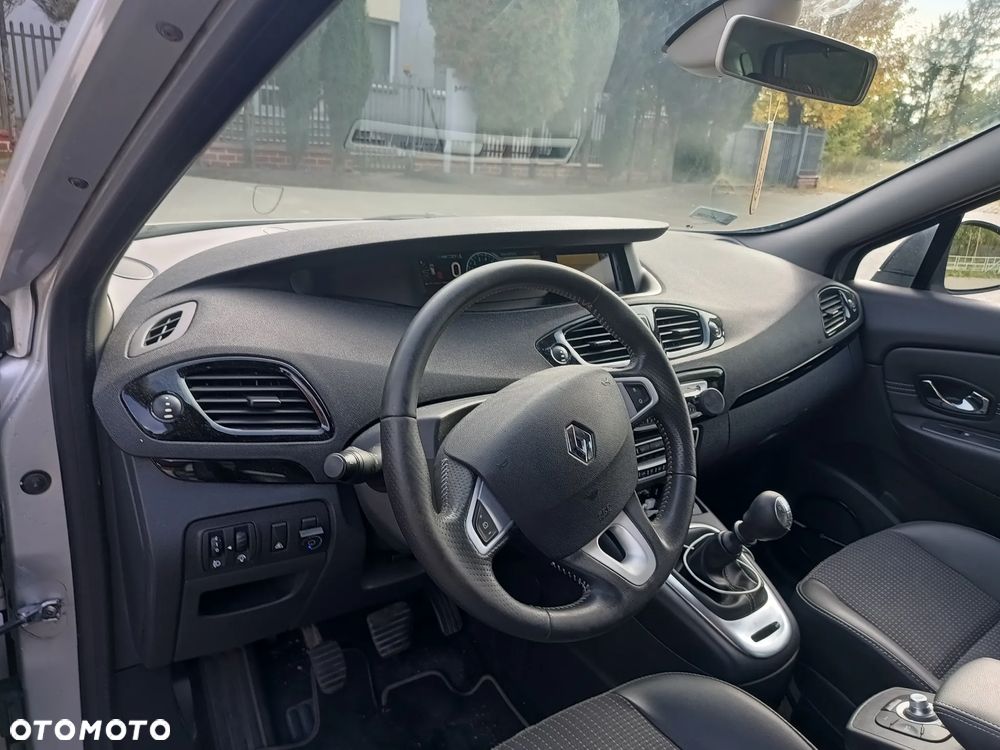 Renault Scenic 1.4 16V TCE Bose Edition - 6