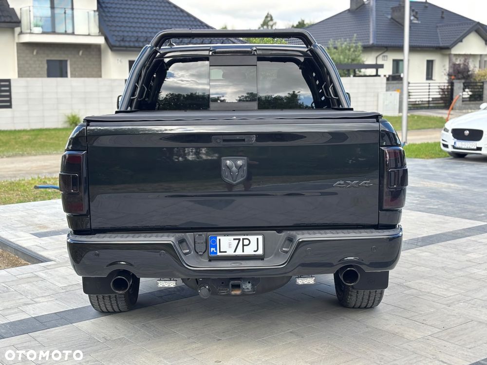 RAM 1500 - 16