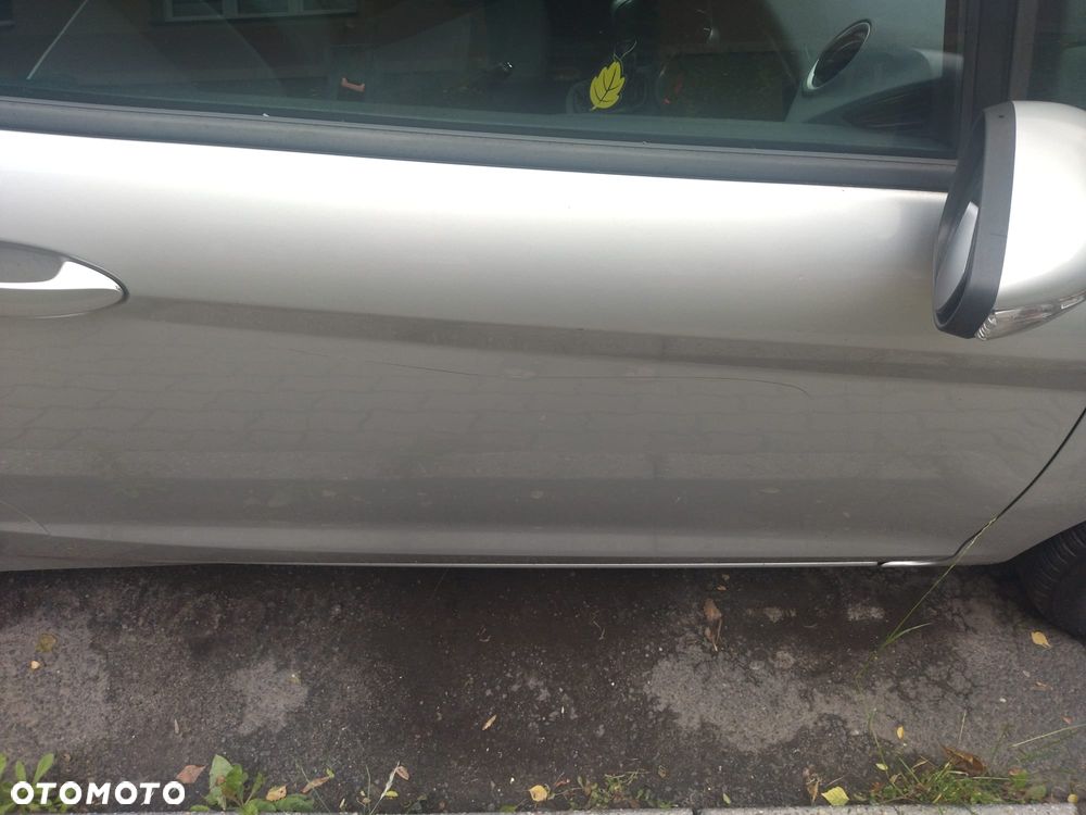 Ford Fiesta 1.6 TDCi DPF Silver X (SVP) - 4
