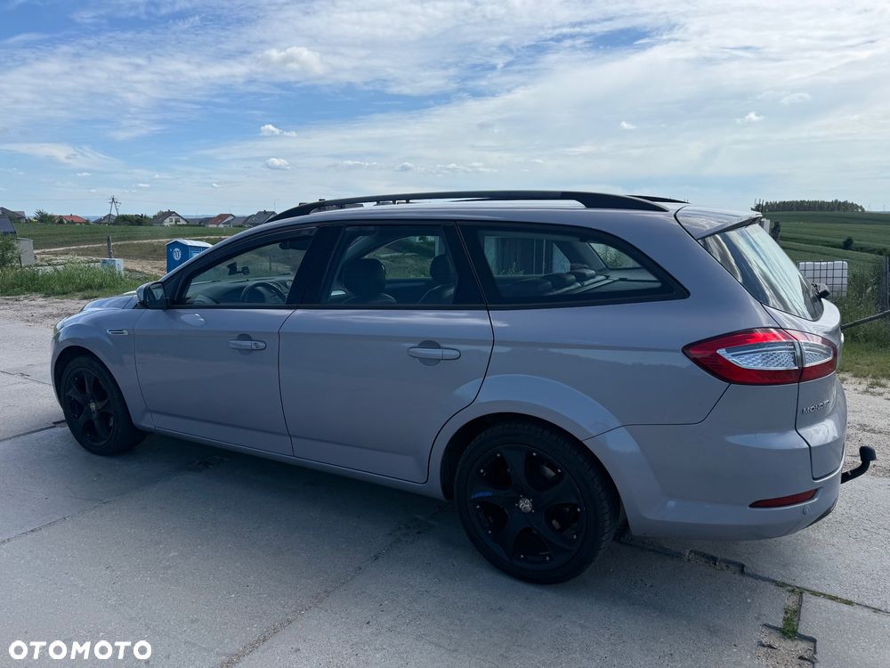 Ford Mondeo - 21