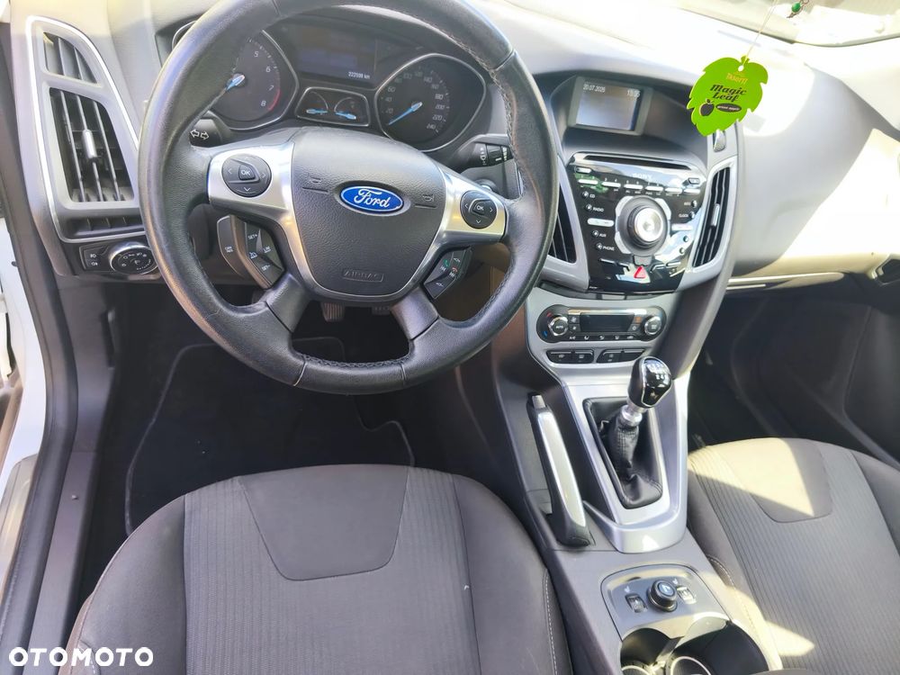 Ford Focus 1.6 EcoBoost Start-Stopp-System Titanium - 8