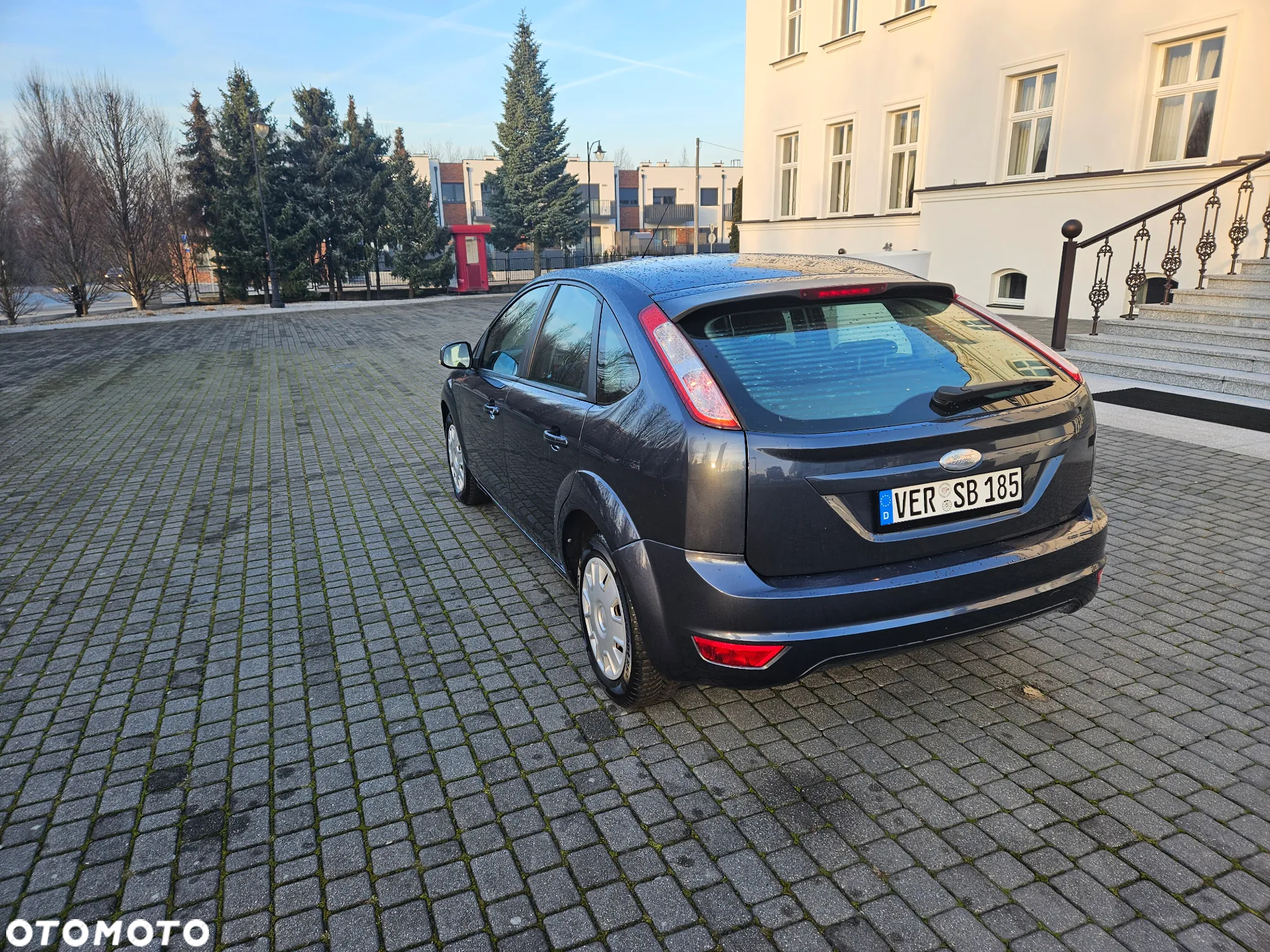 Ford Focus 1.6 Ghia - 7