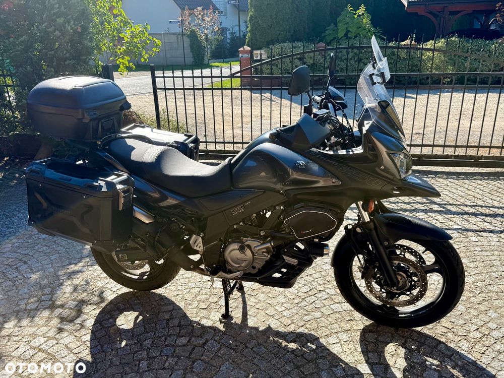 Suzuki V-STROM - 4