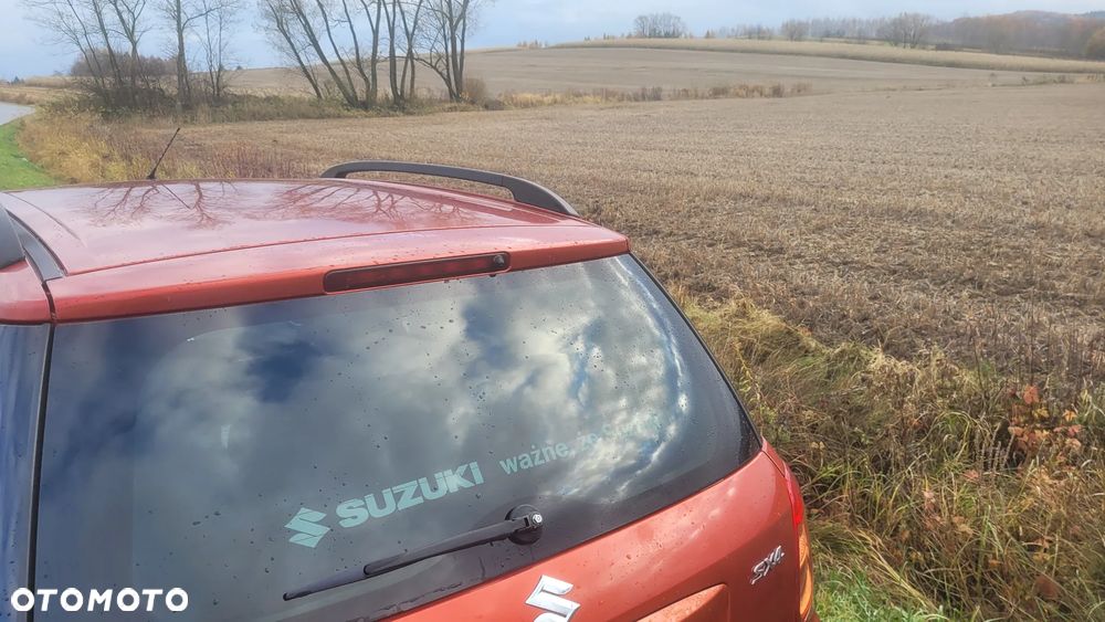 Suzuki SX4 - 10