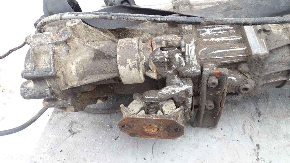 SKRZYNIA BIEGÓW Z REDUKTOREM SUZUKI VITARA I - 8