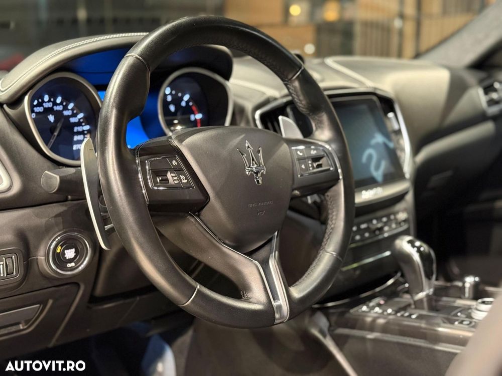 Maserati Ghibli - 16