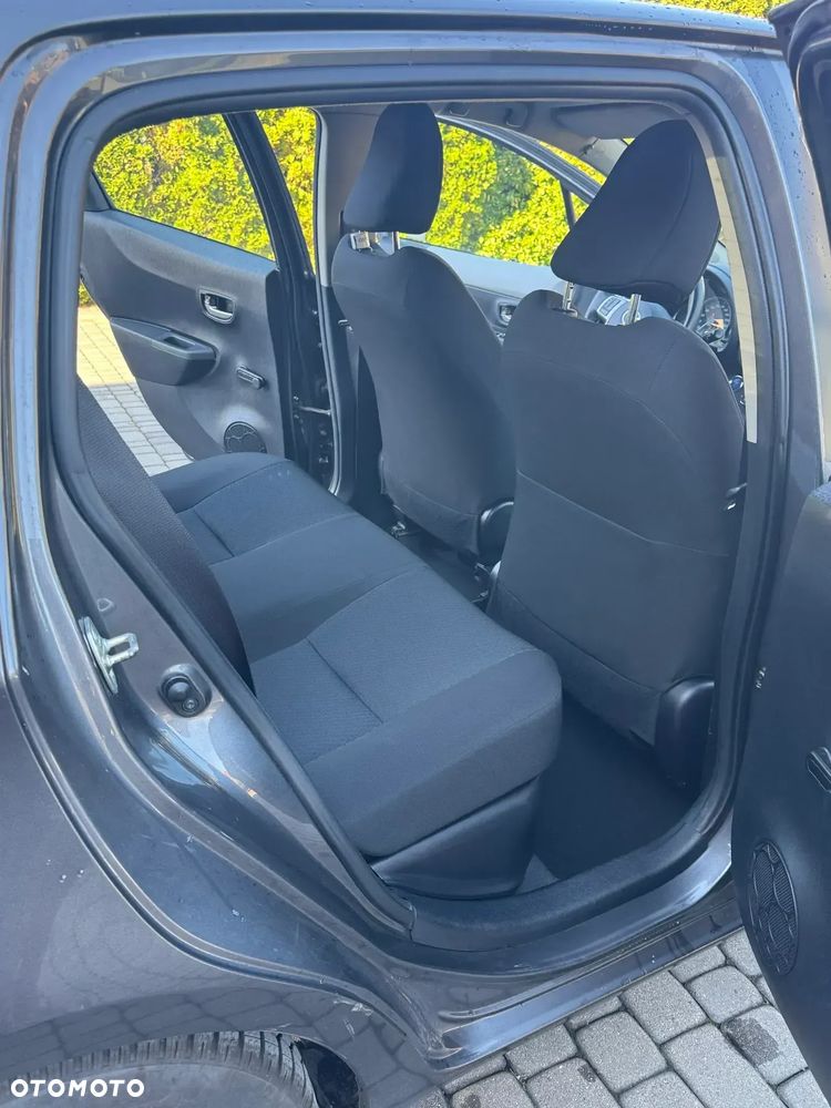 Toyota Yaris - 16