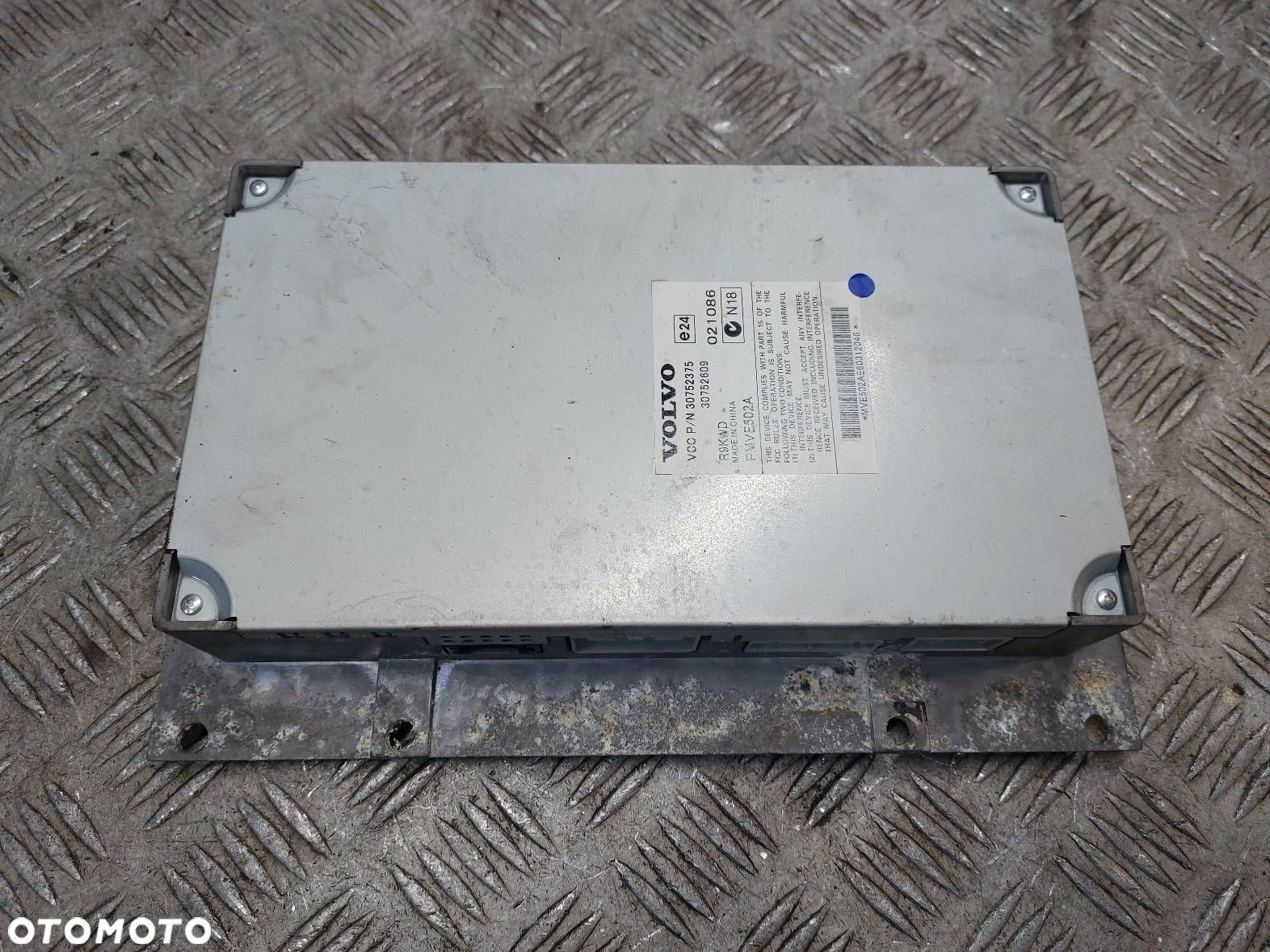 WZMACNIACZ AUDIO VOLVO XC90 I 30752375 30752609 - 1