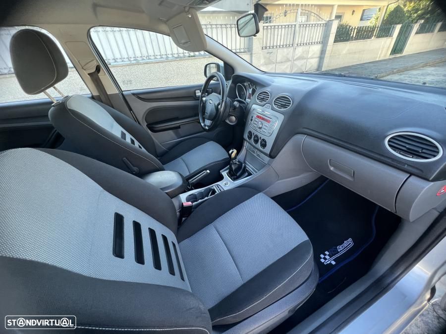Ford Focus SW 1.6 TDCi Trend - 18