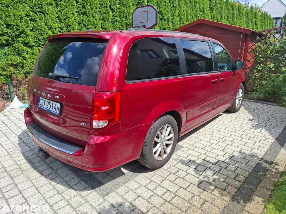 Dodge Grand Caravan - 4