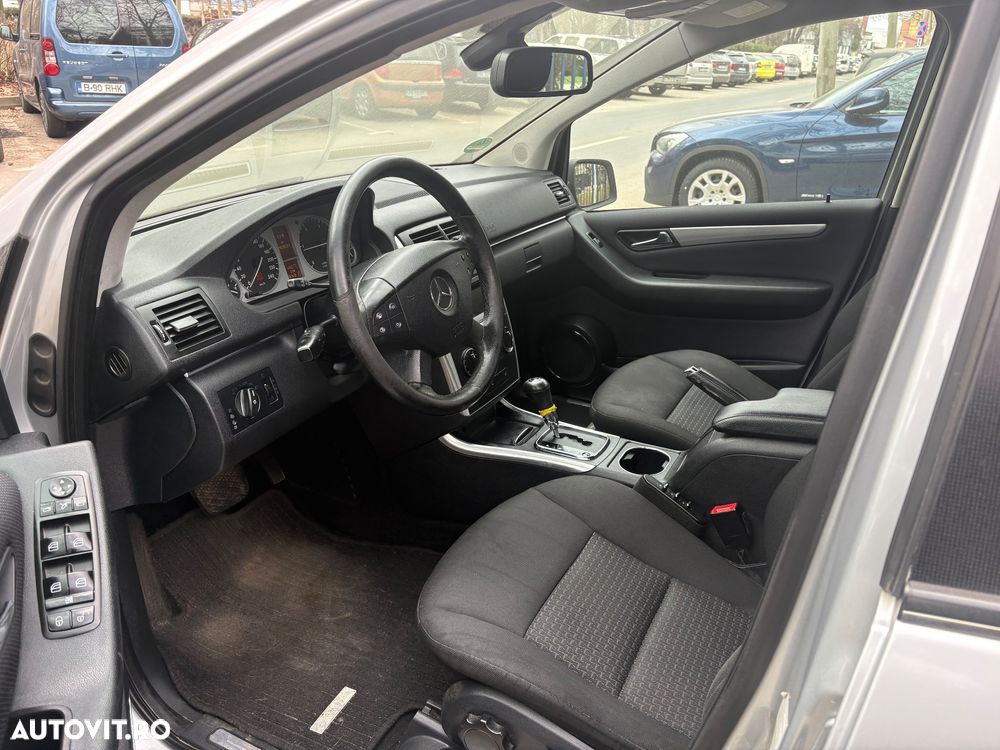 Mercedes-Benz B 200 - 9