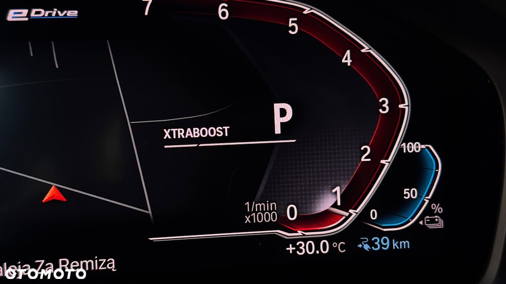 BMW Seria 3 330e M Sport - 26