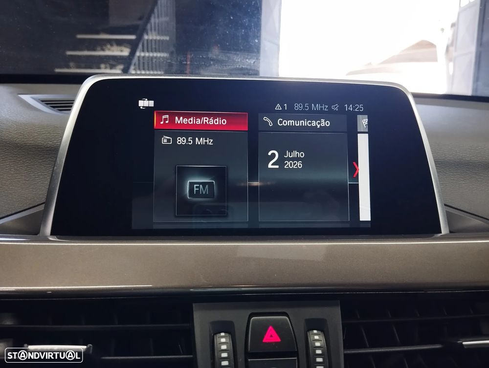 BMW X1 16 d sDrive Auto xLine - 29