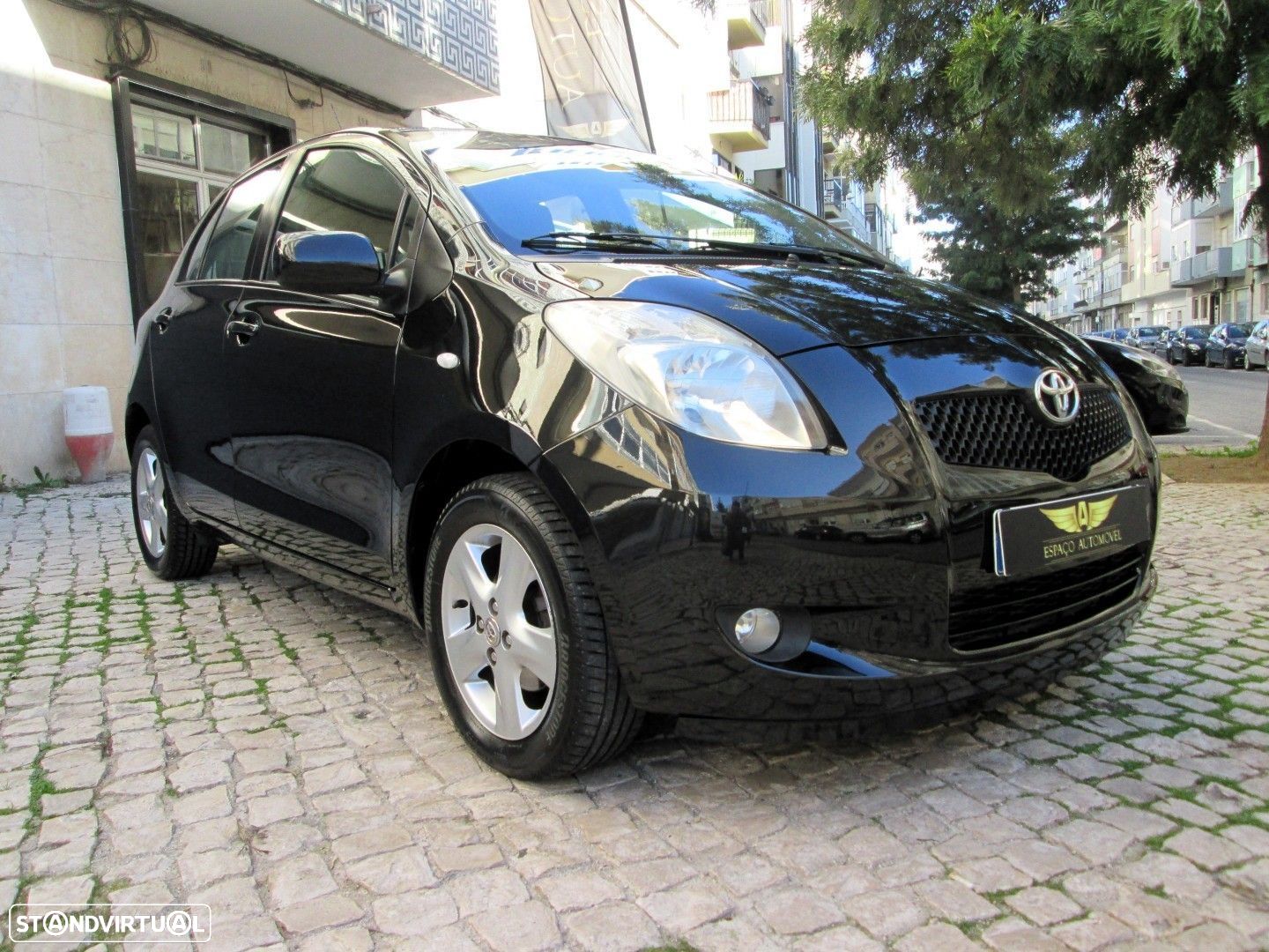 Toyota Yaris 1.0 VVT-i Sol High Pack MMT - 1