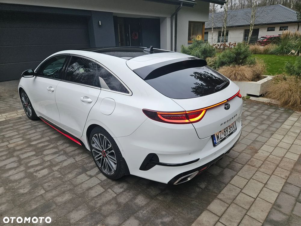 Kia ProCeed 1.6 T-GDI GT DCT - 19