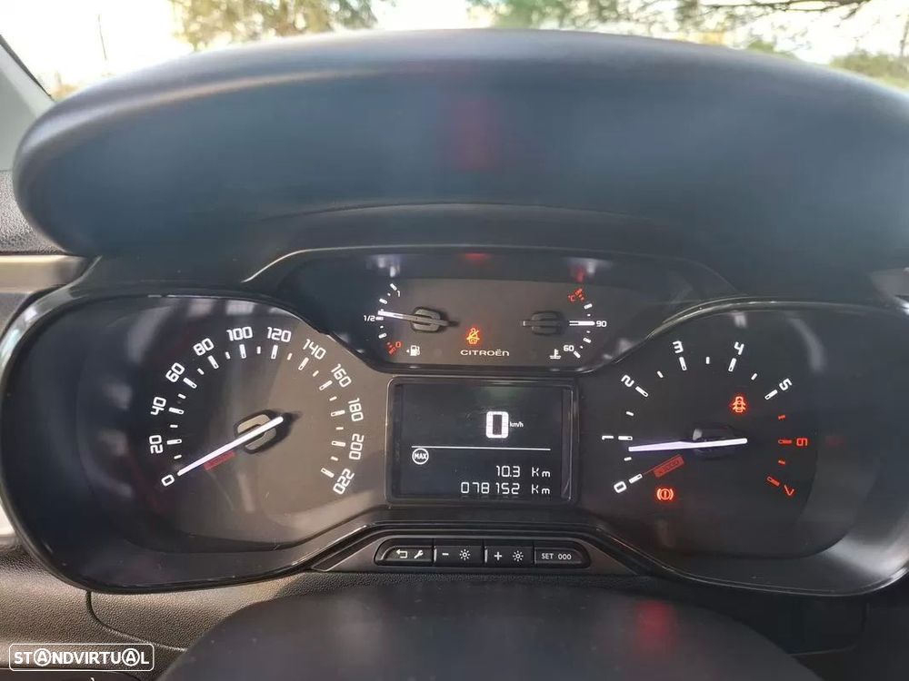 Citroën C3 1.2 PureTech Shine - 32