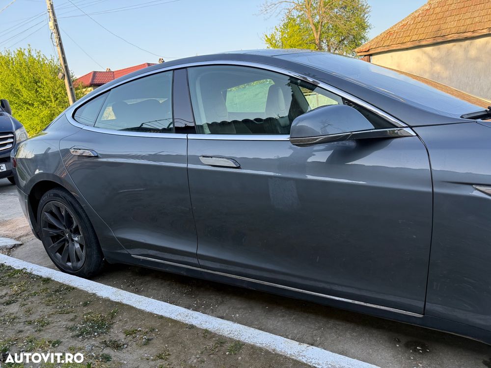 Tesla Model S Standard - 15