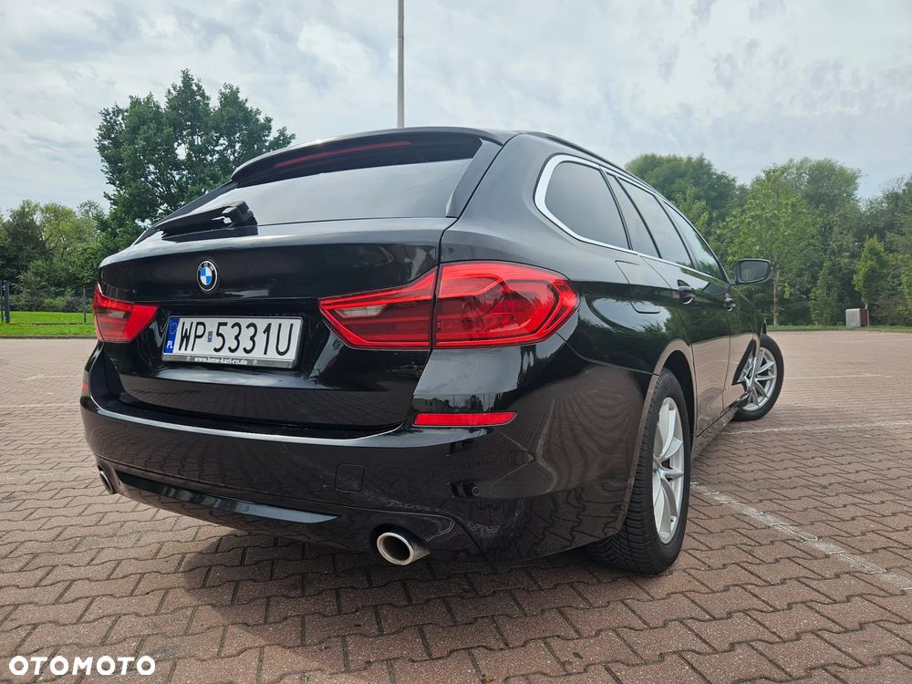 BMW Seria 5 520d Luxury Line - 7