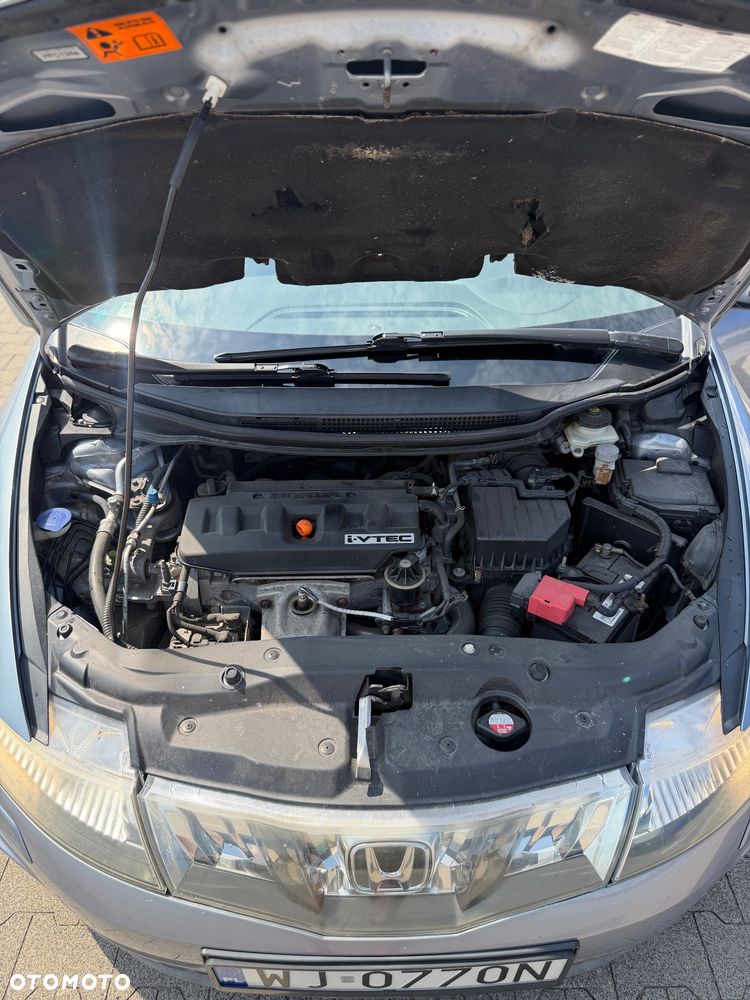 Honda Civic 1.8 Comfort - 14