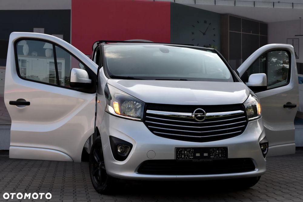 Opel Vivaro L2H1 2.9t Sport - 4