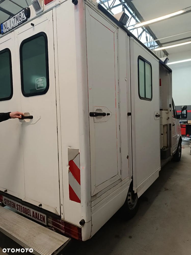 Mercedes-Benz 313 CDI - 6