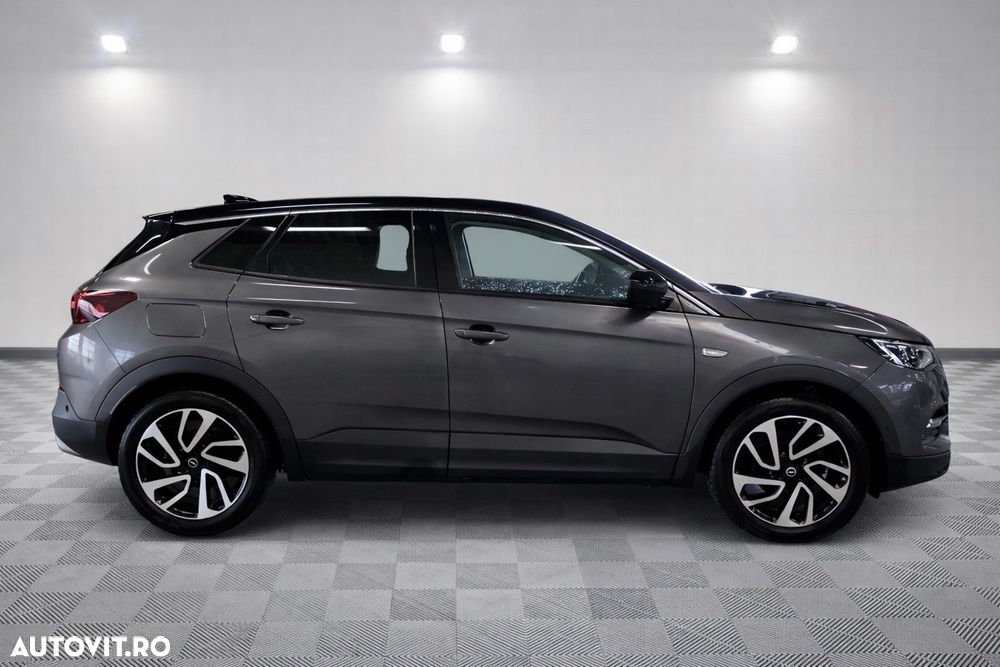 Opel Grandland X 1.2 Turbo START/STOP Ultimate Aut. - 10
