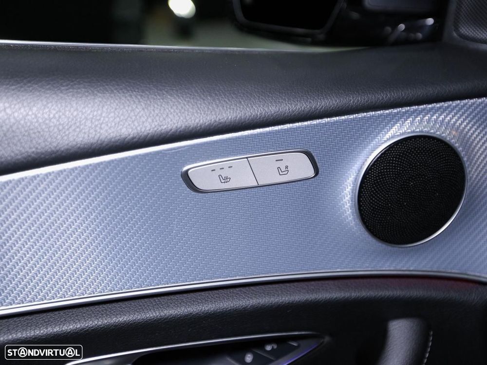 Mercedes-Benz E 300 de Avantgarde - 13