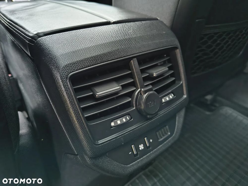 Peugeot 5008 - 17