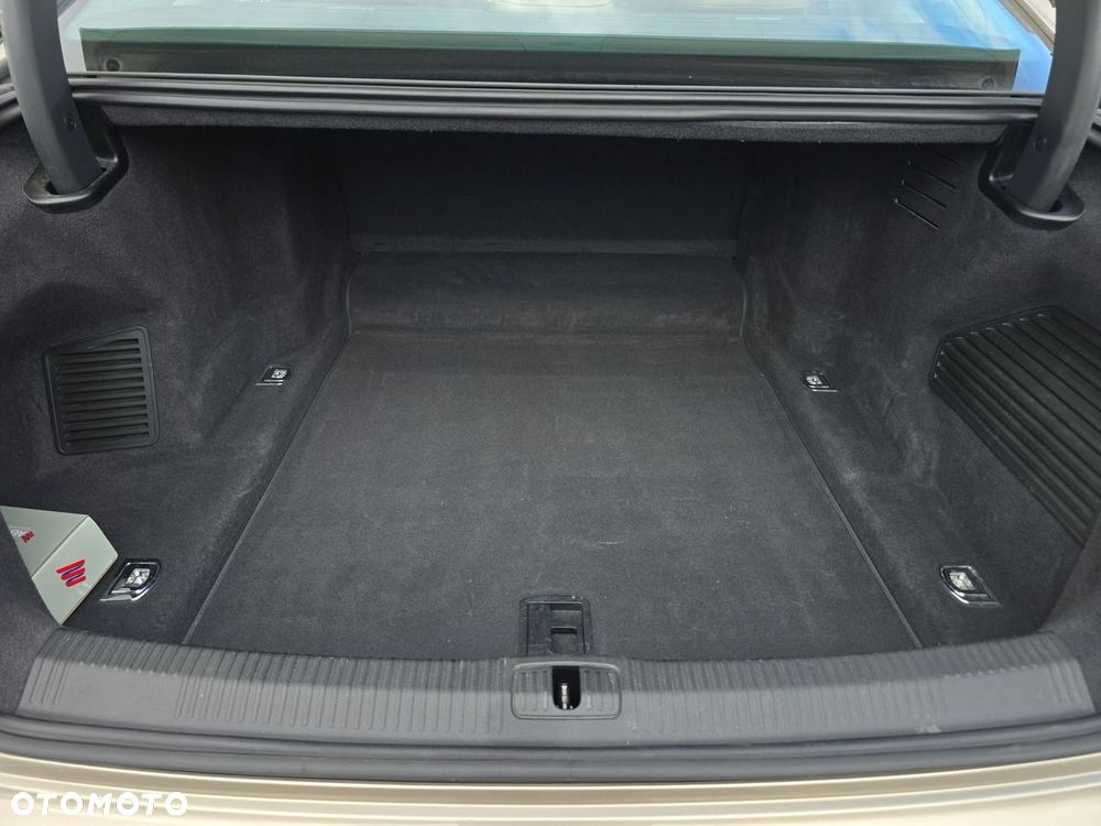 Audi A8 55 TFSI mHEV Quattro Tiptr - 15