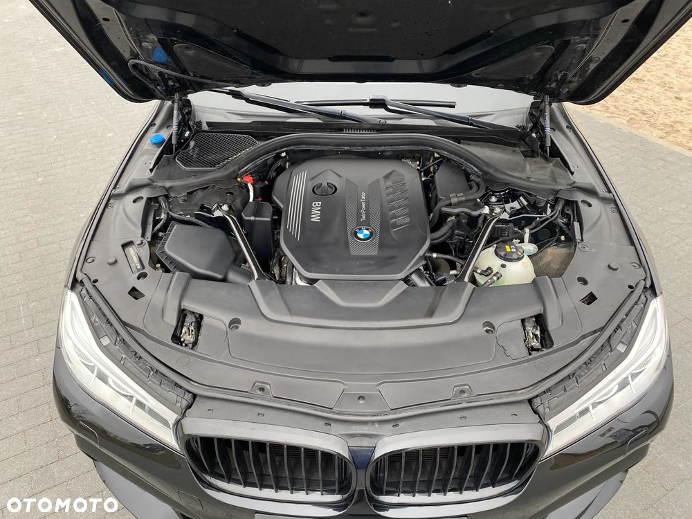 BMW Seria 7 730d xDrive - 35