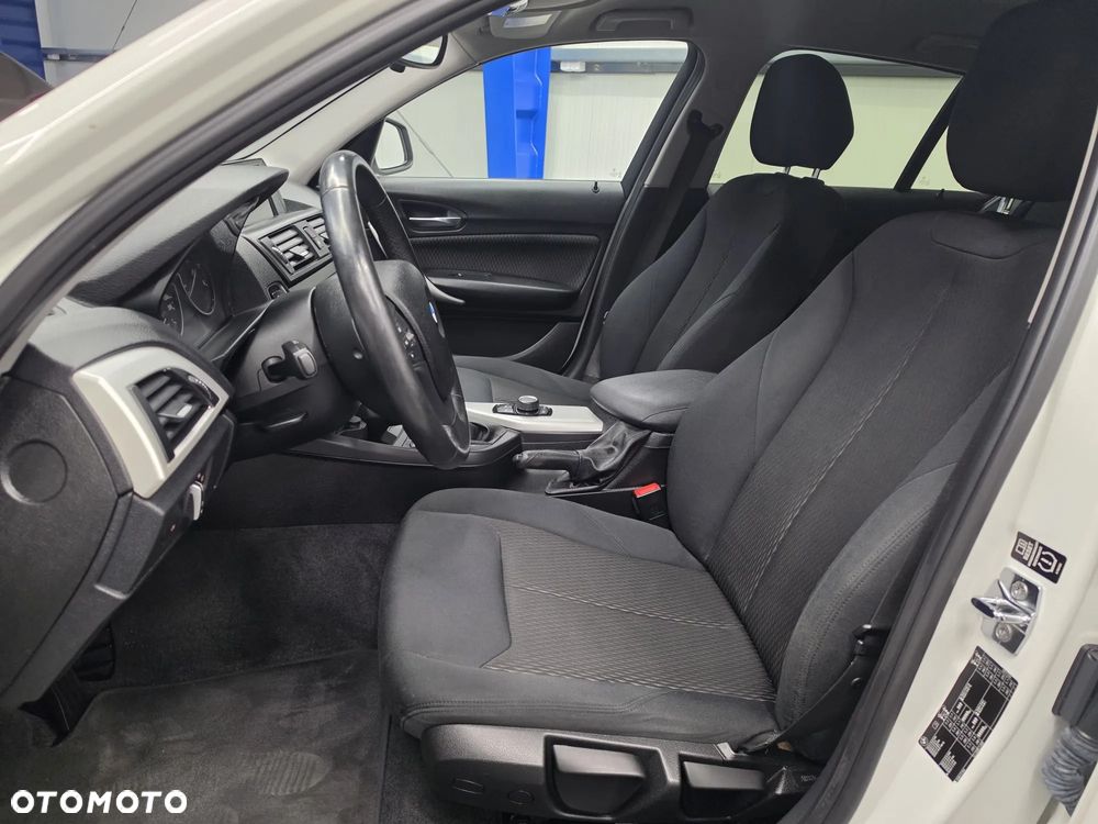BMW Seria 1 116d DPF - 20