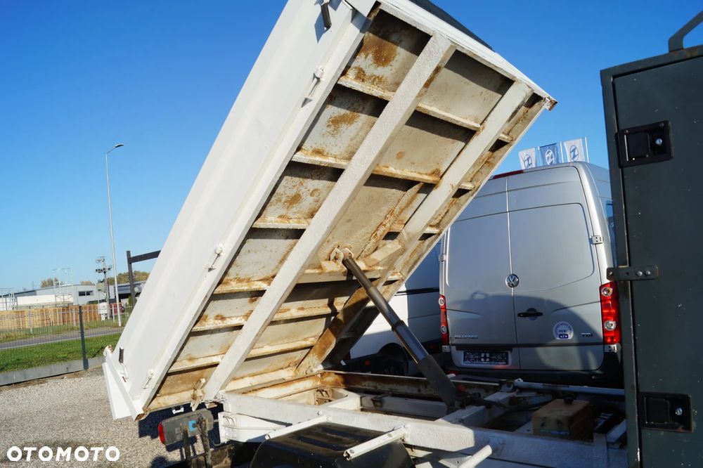 Mercedes-Benz Sprinter - 17