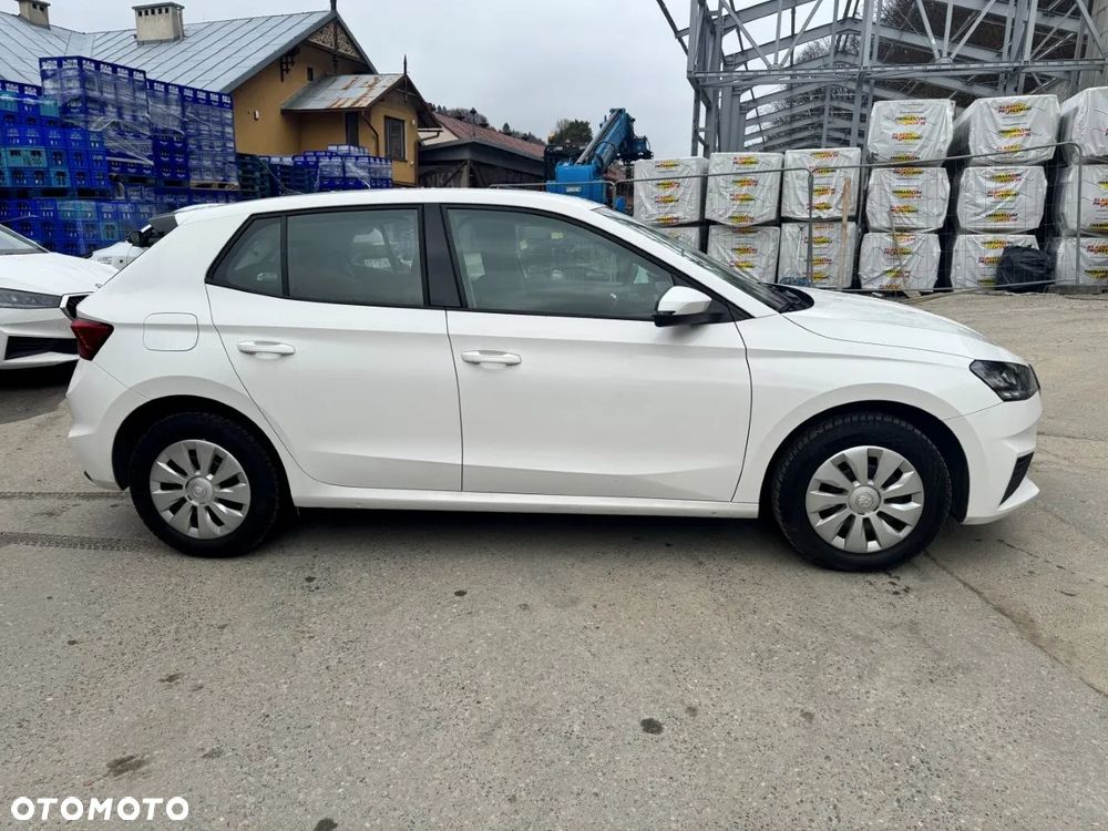 Skoda Fabia 1.0 TSI Ambition - 4