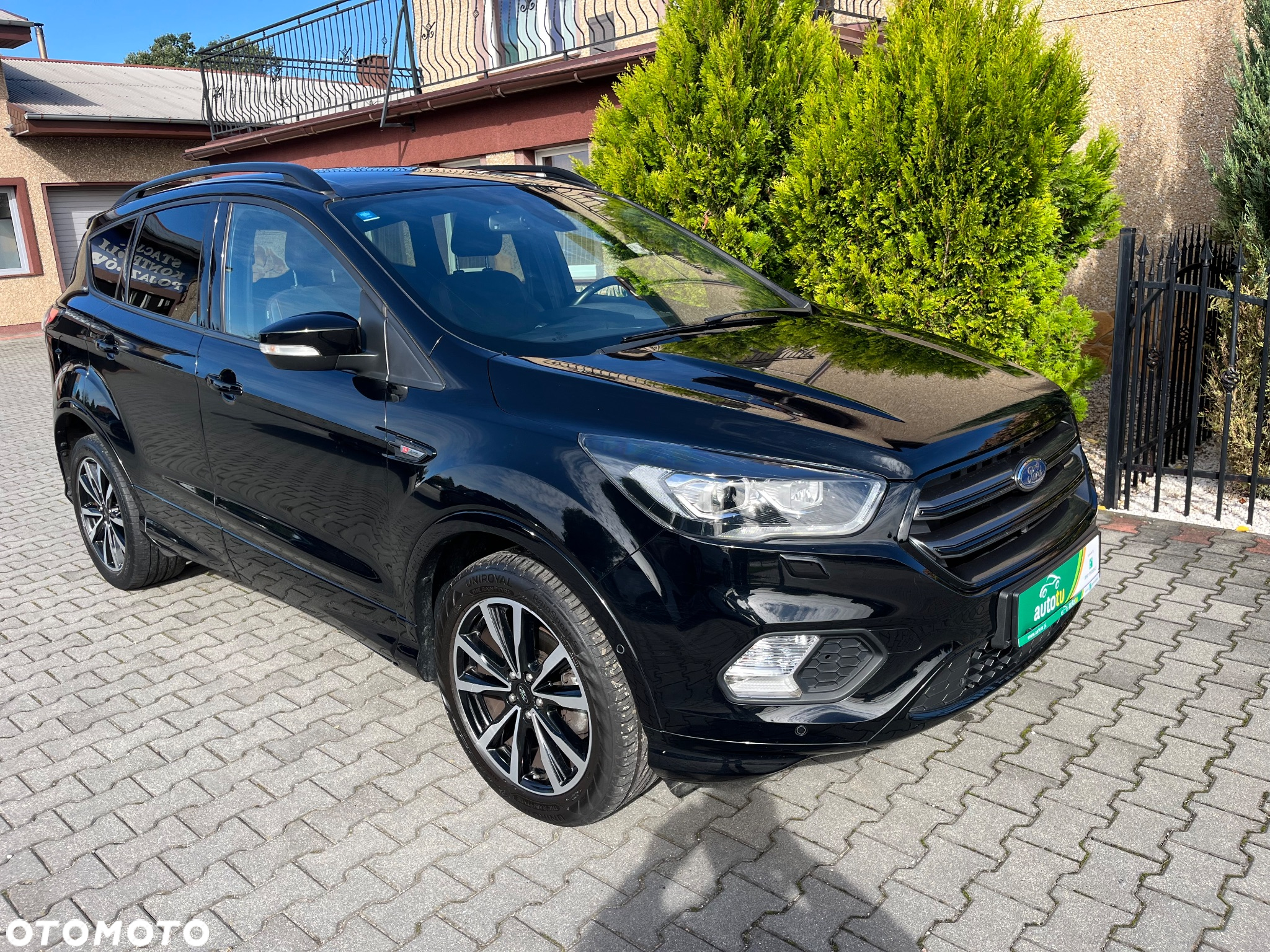 Ford Kuga 1.5 EcoBoost 2x4 ST-Line - 14