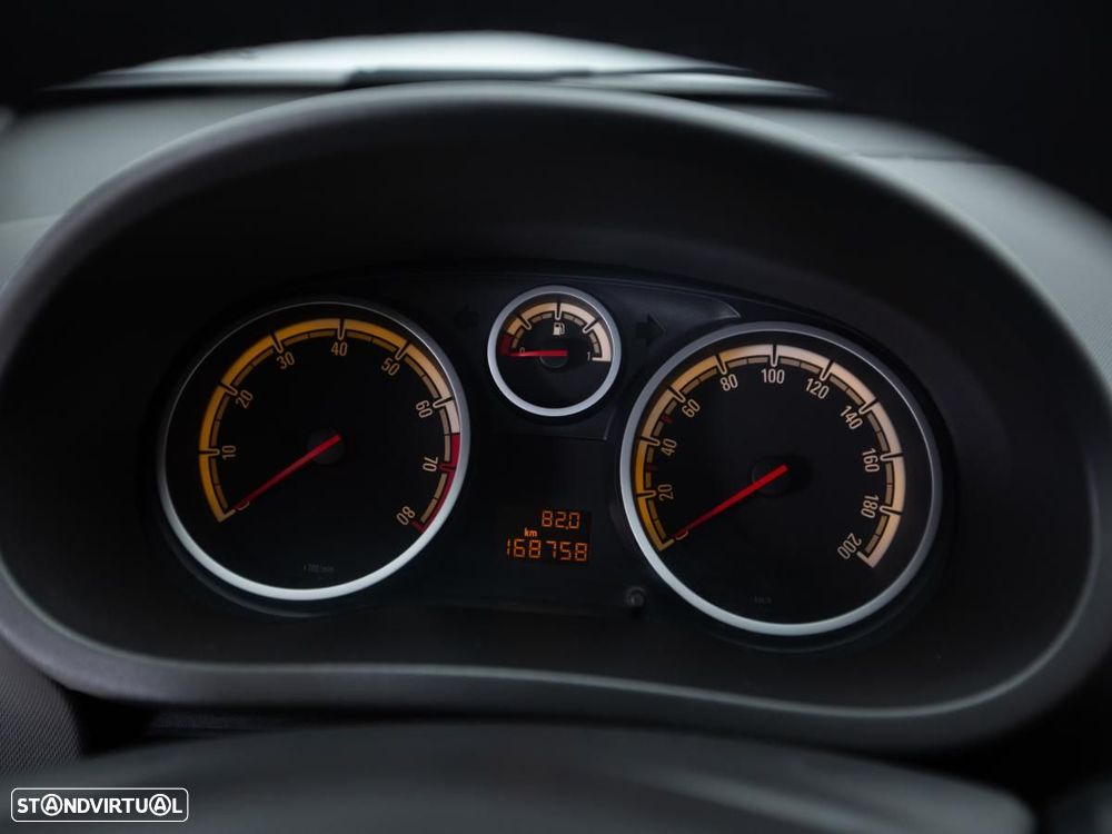 Opel Corsa - 19
