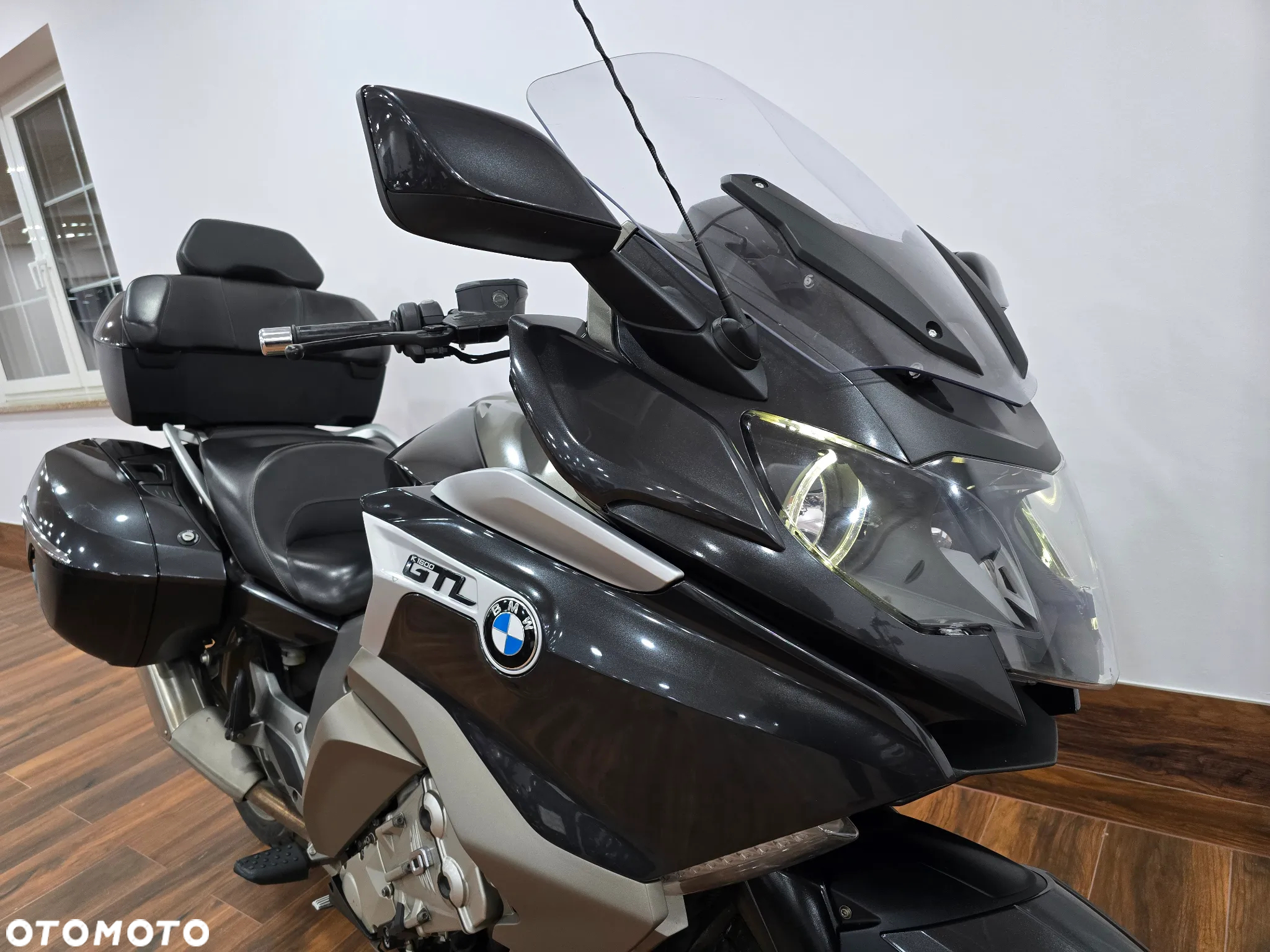 BMW K - 13