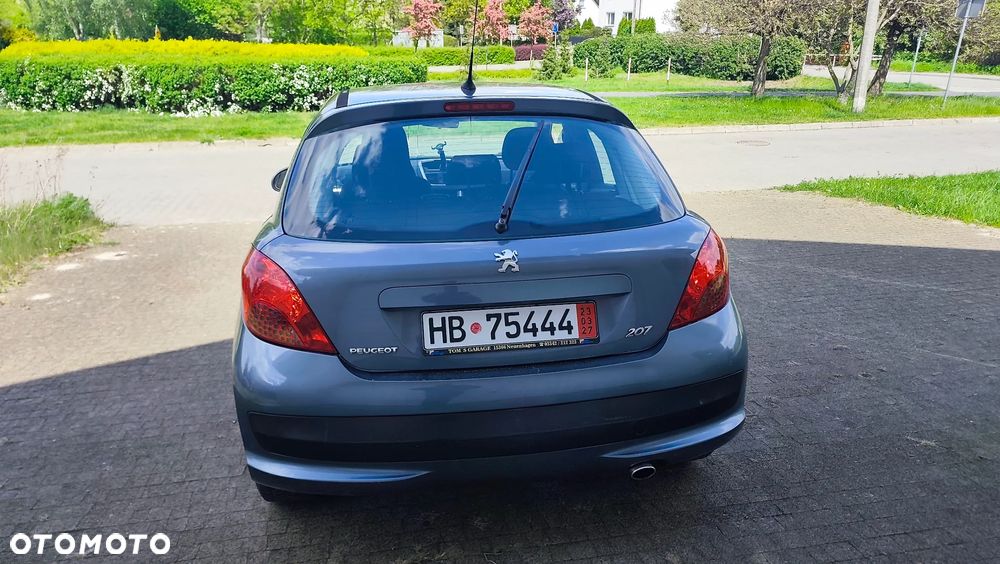 Peugeot 207 120 Automatik Premium - 17