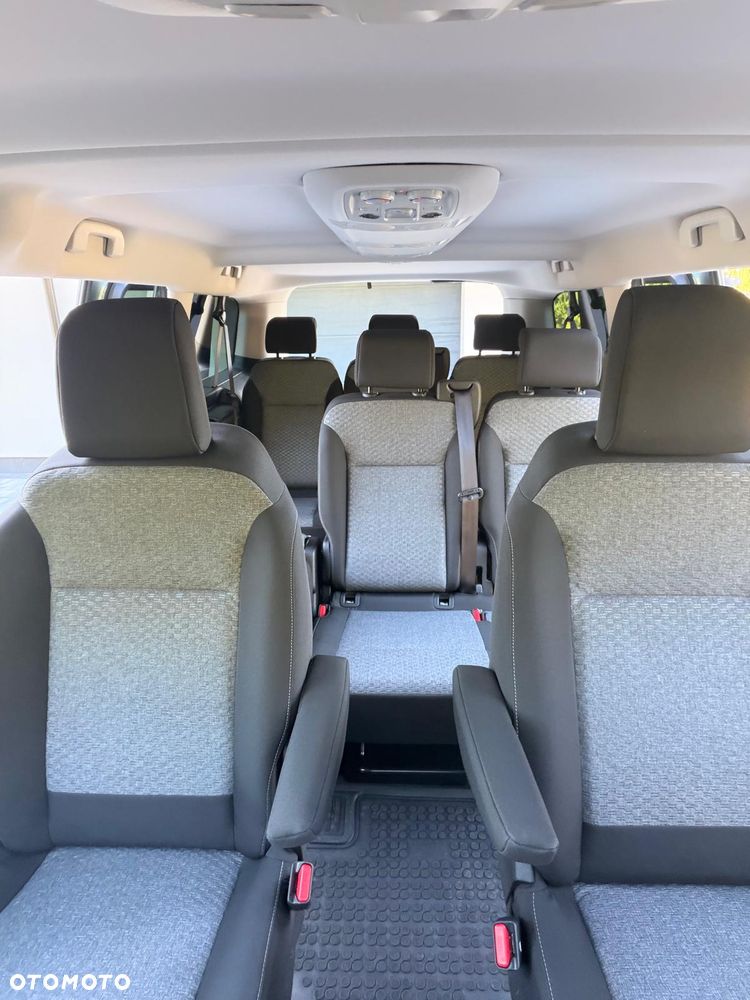 Peugeot Traveller 2.0 BlueHDi Long Business VIP EAT8 - 9
