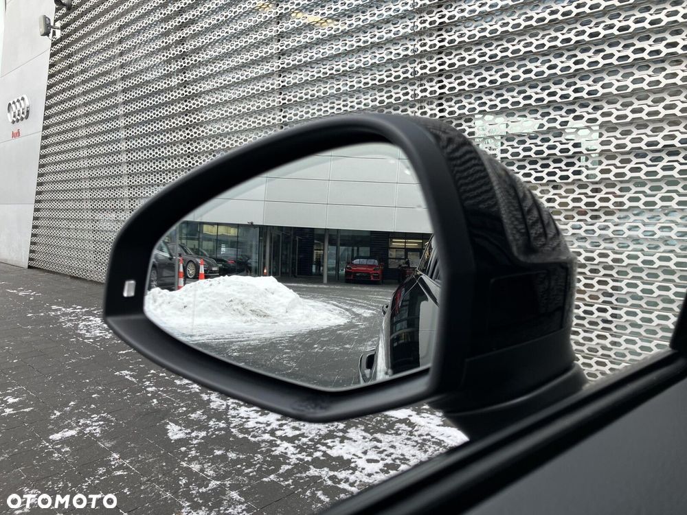 Audi A4 Avant - 30