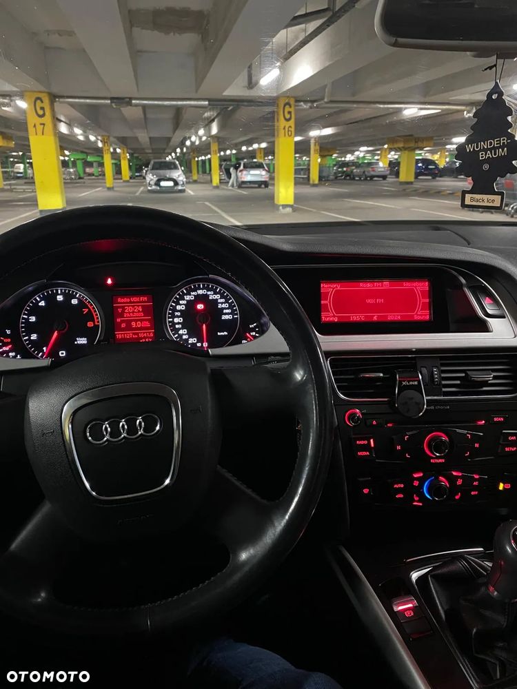 Audi A4 - 8