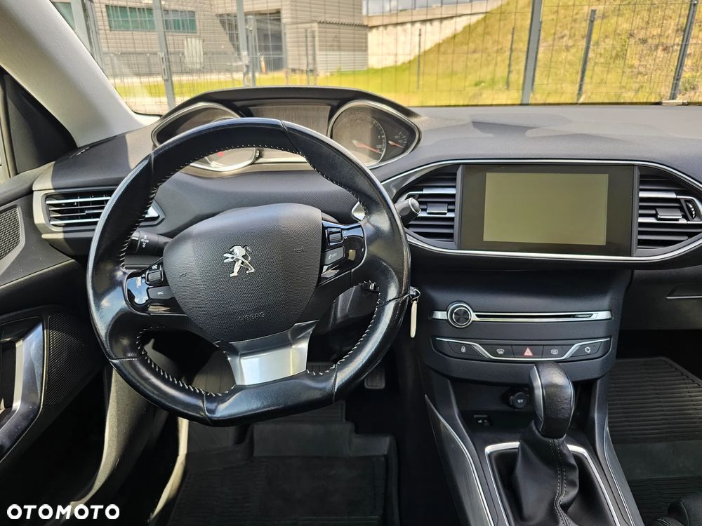Peugeot 308 BlueHDi 150 EAT6 Stop & Start Business-Line - 21